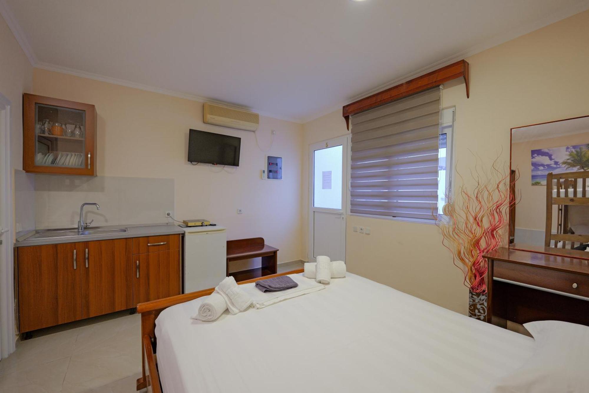 Cozy Veranda Kristian - Free Parking Ksamil Exterior foto